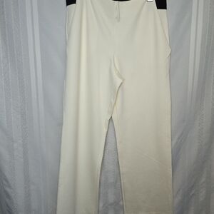 Liz Claiborne stretch pull in ivory pants size PL Straight Leg